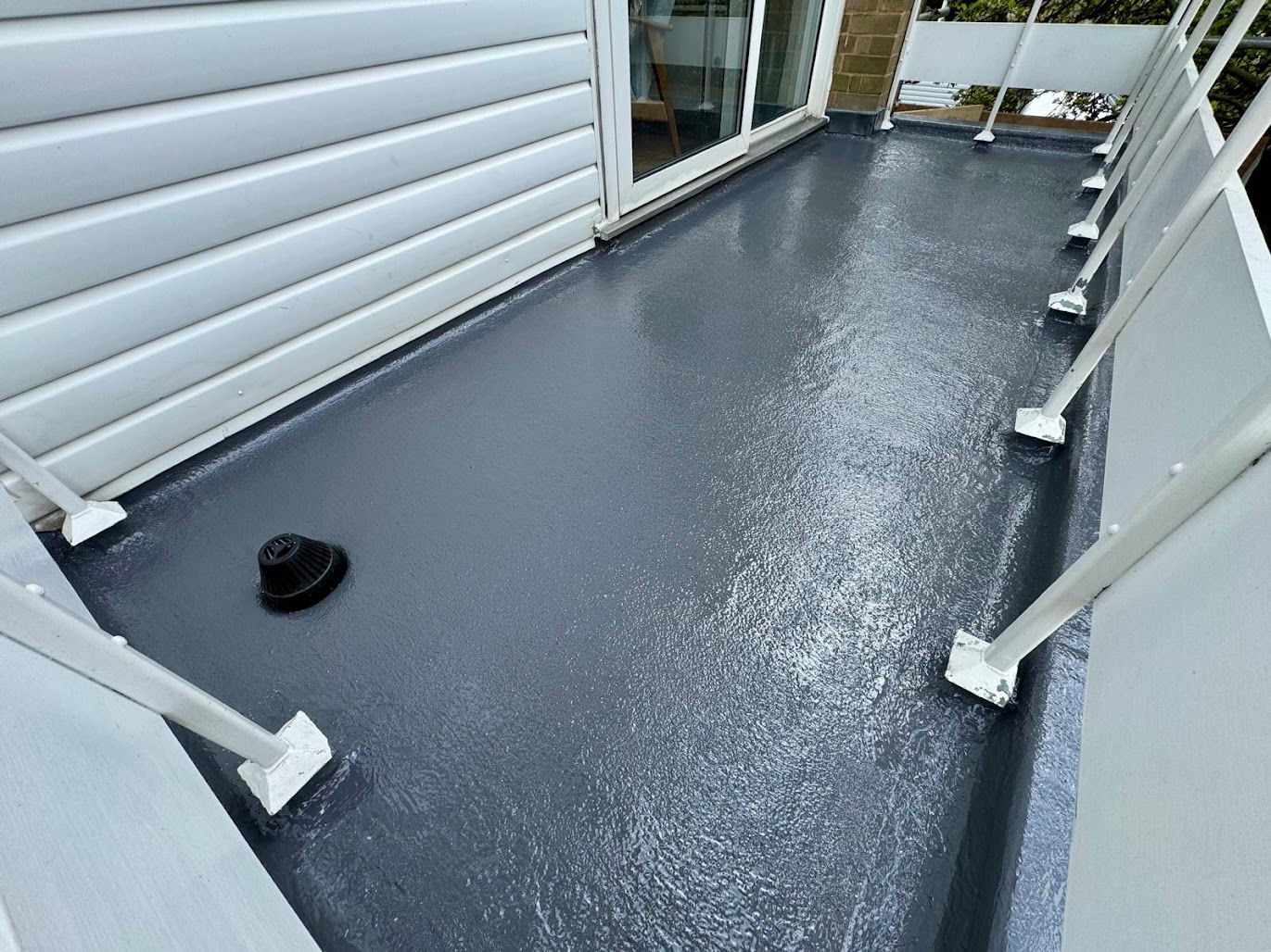 Liquid waterproofing and flat roof refurbishment.